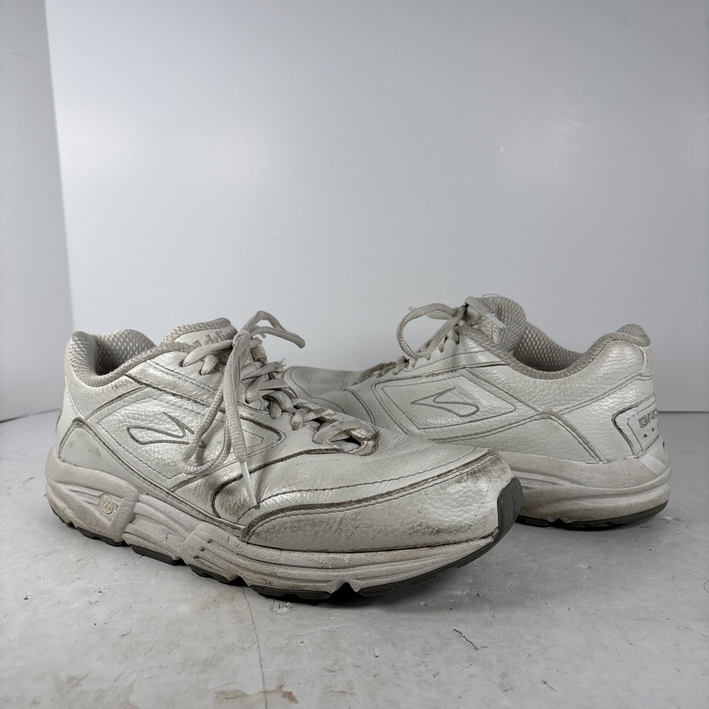 Size 9.5 B Brooks Addiction Walker White Leather‎ Comfort Lace Up Sneakers